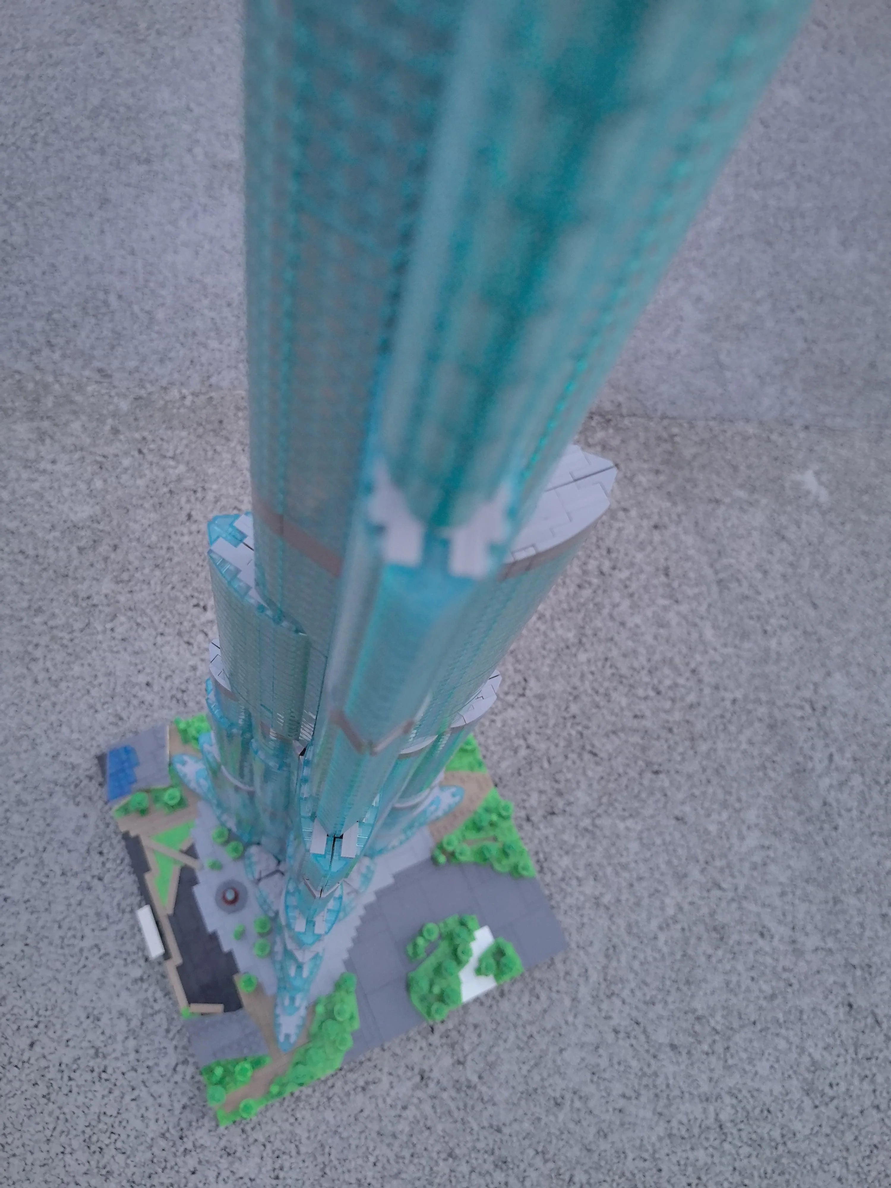 MOC 104784 Dubai Burj Khalifa Scala 1:500 Edificio modulare grattacielo 7400PCS [Pre-vendita]